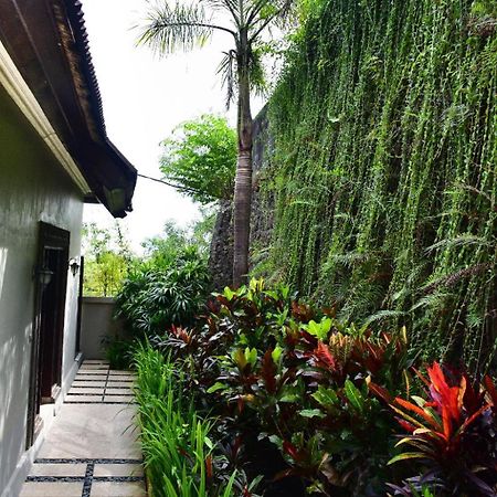 Hillstone Uluwatu Villa Унґасан Екстер'єр фото