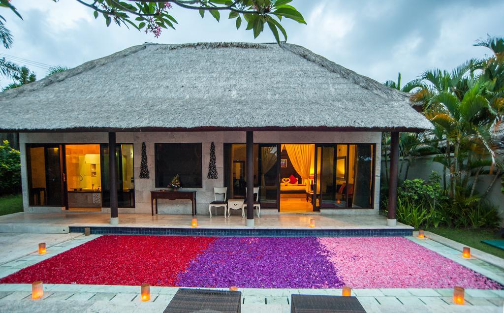Hillstone Uluwatu Villa Унґасан Екстер'єр фото