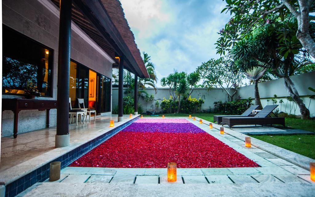 Hillstone Uluwatu Villa Унґасан Екстер'єр фото