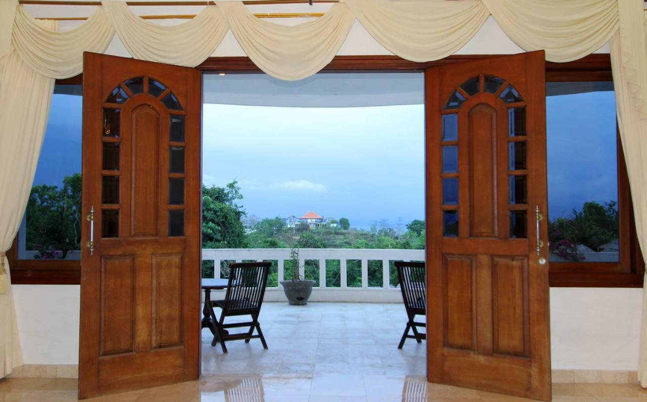 Hillstone Uluwatu Villa Унґасан Номер фото